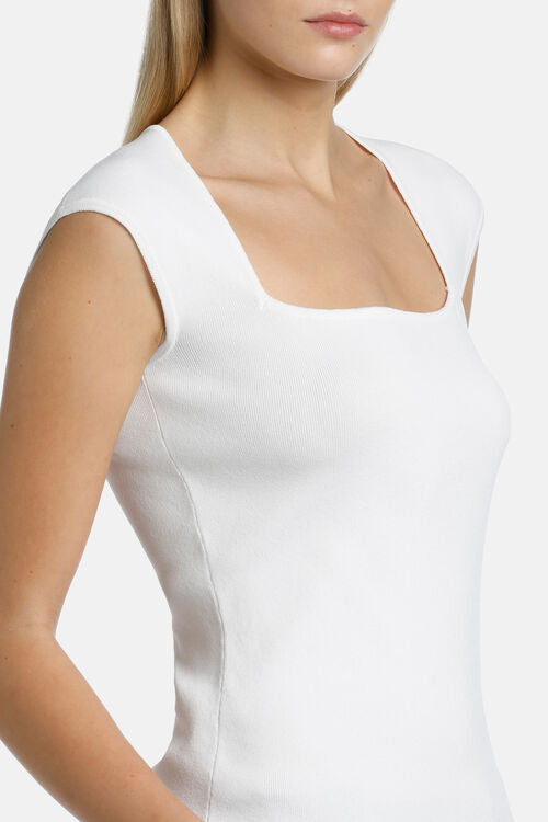 Cebrio Square neck  Top